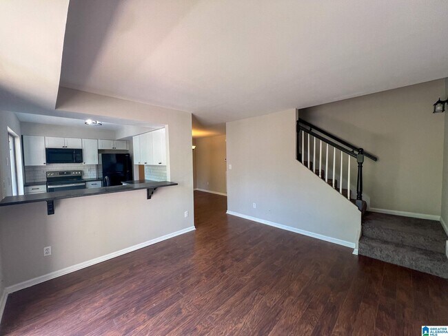 Building Photo - 2417 Eagle Ct