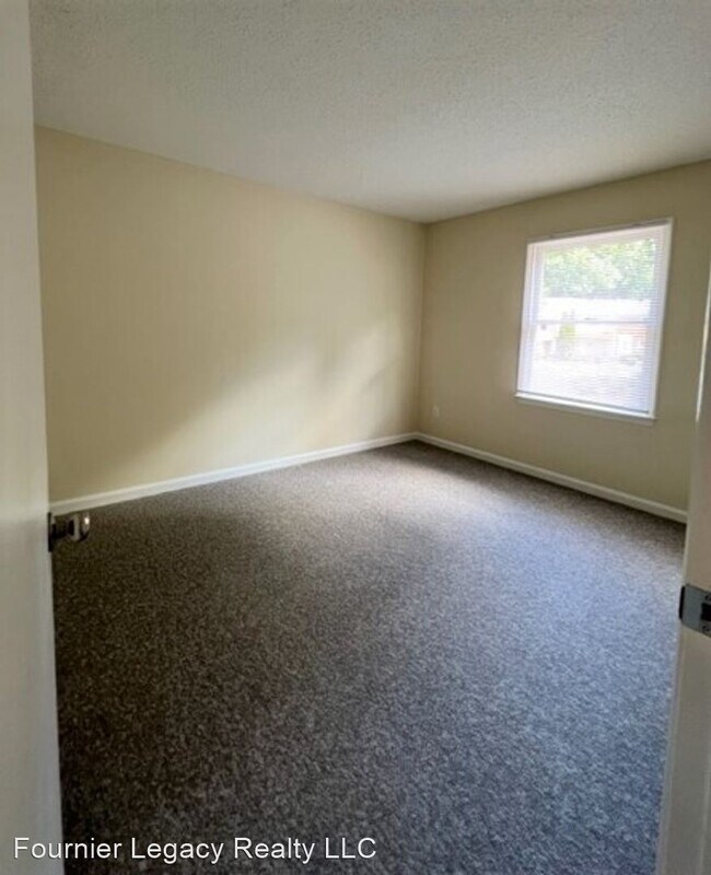 Building Photo - 3 br, 2.5 bath House - 4239 Baylor Street