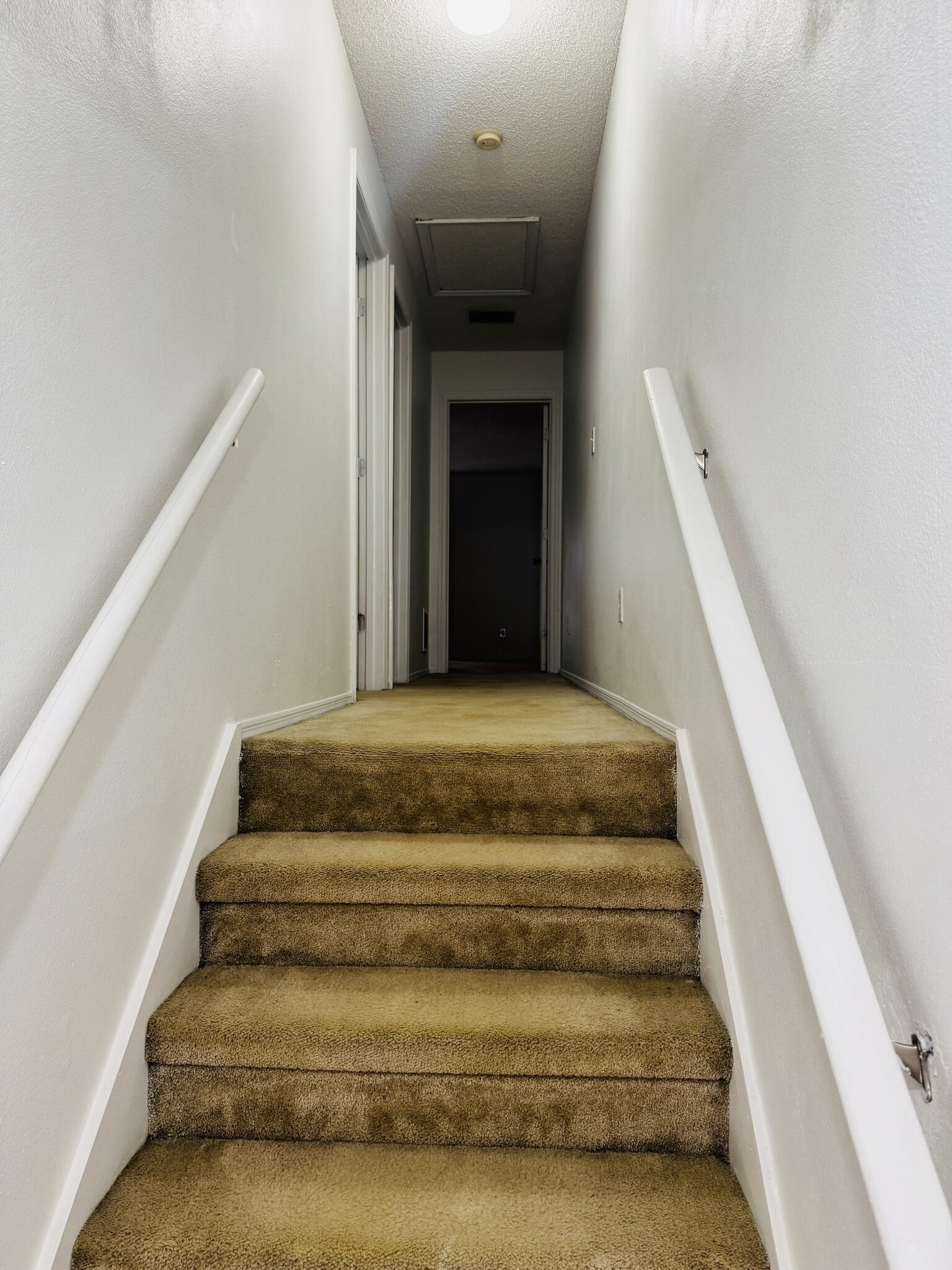 Building Photo - 3130 Enclave Ct