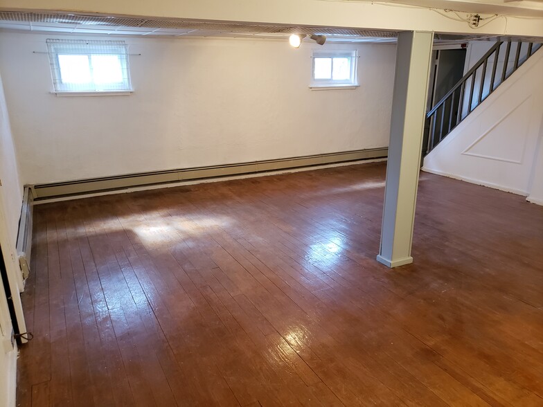 Building Photo - 4806 187th St