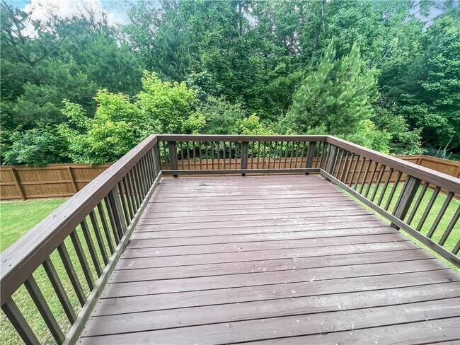 Building Photo - 5840 Zelkova Dr