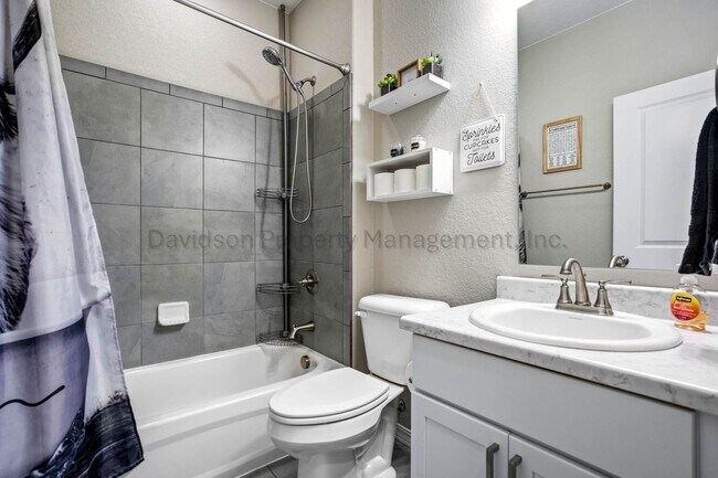 Building Photo - 8747 Bynum Dr