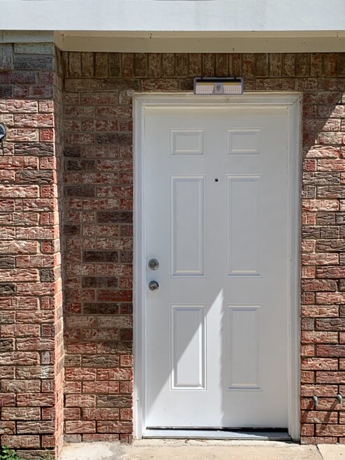 Building Photo - 4624 San Jacinto St