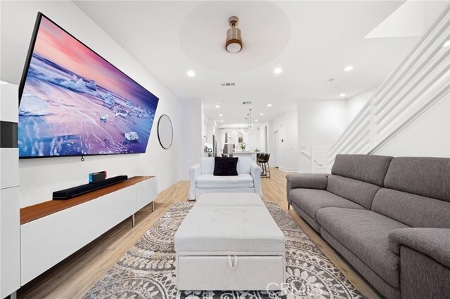 Building Photo - 657 Wedge