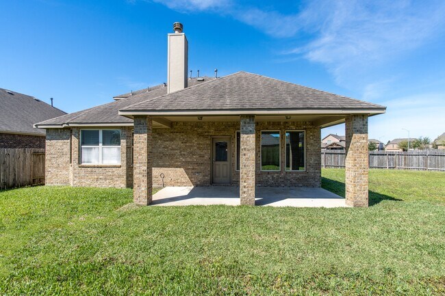 Building Photo - 22918 Caverly Ln