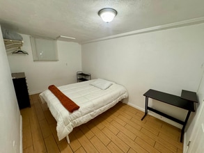 Building Photo - 1509 Foothill Dr