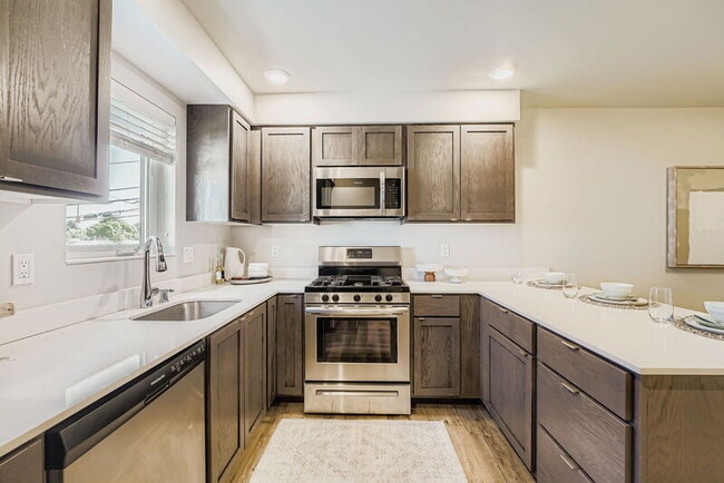 Building Photo - 1806 SW 96th Ln