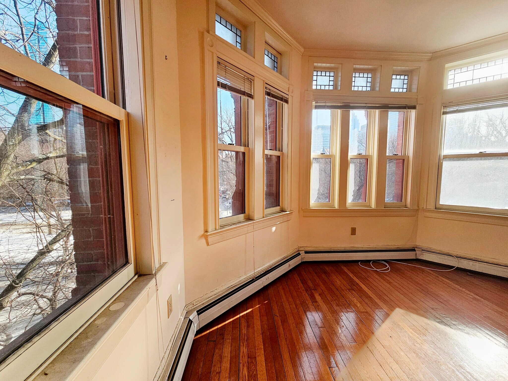 Building Photo - 197 Commonwealth Ave