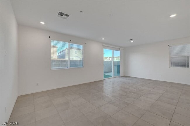 Building Photo - 8454 Vacarez Dr