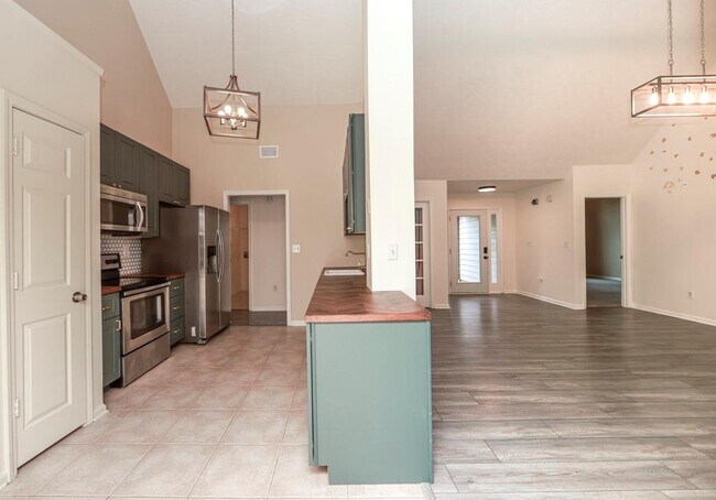 Building Photo - 5377 Fawn Ivey Ln