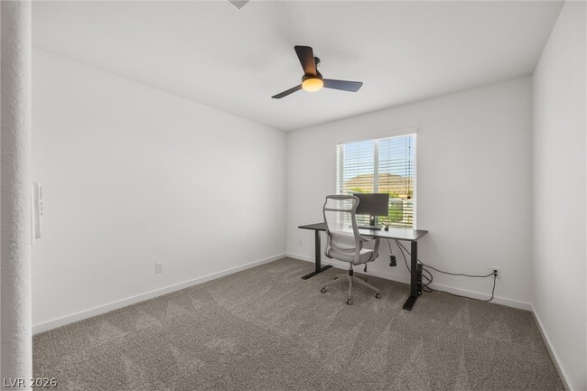 Building Photo - 6118 Garden Oasis St