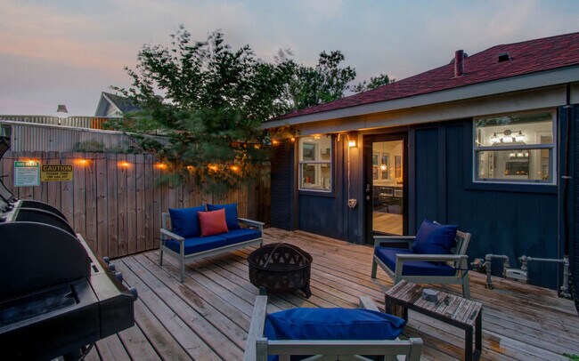 Building Photo - 5312 Jefferson St