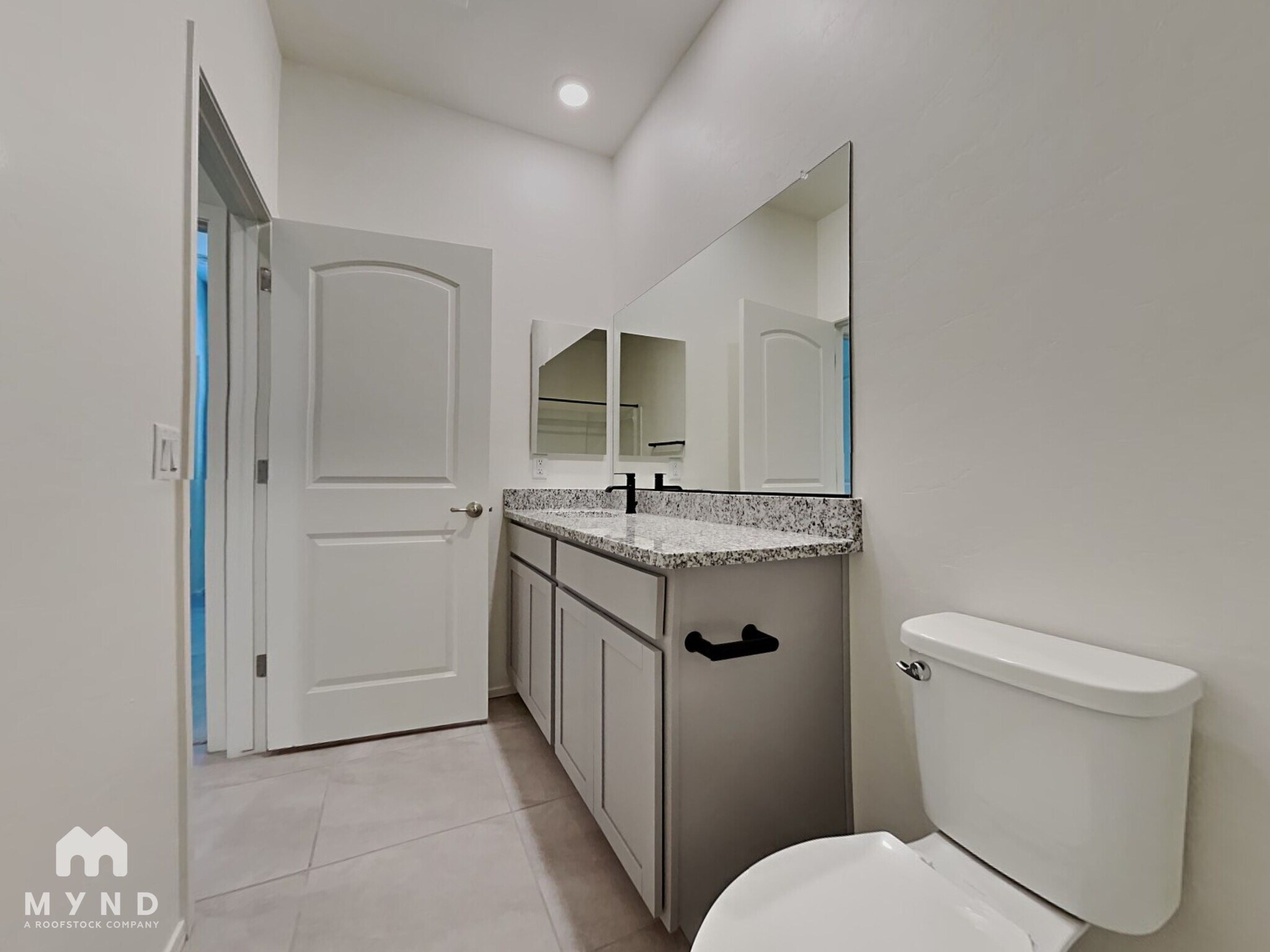 Building Photo - 7966 S Golden Bell Dr