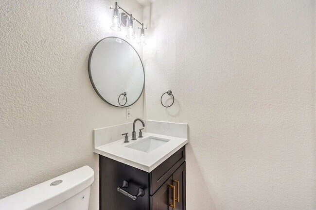 Building Photo - Coming Soon! 3bed 2 bath plus Casita HUGE LOT for all your RV & recreational storage needs