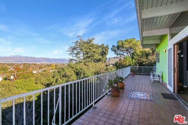 Building Photo - 11667 Picturesque Dr