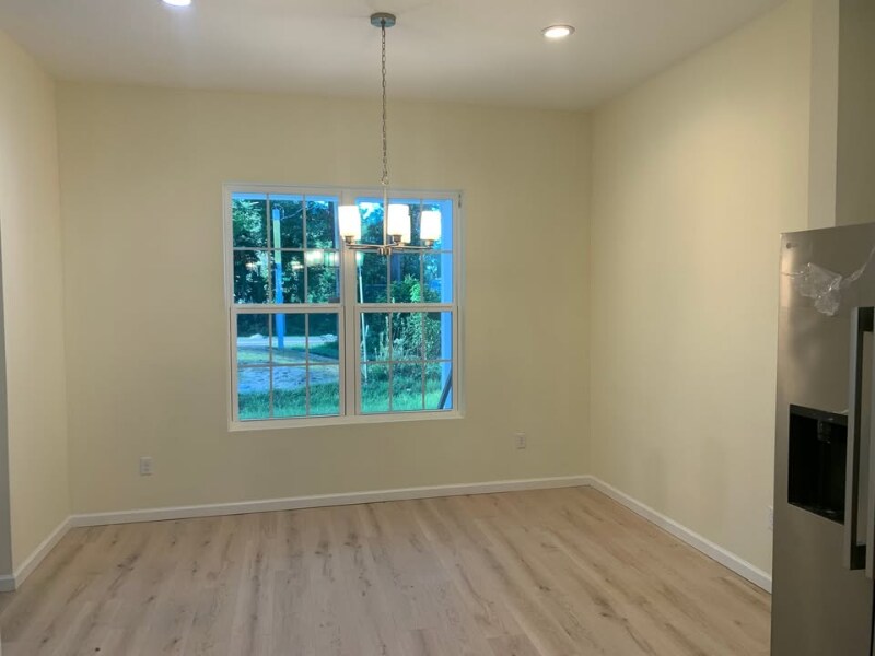 Building Photo - 5871 Collins Rd