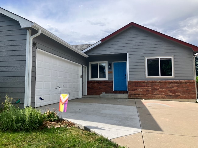 Building Photo - 2451 W 44th St