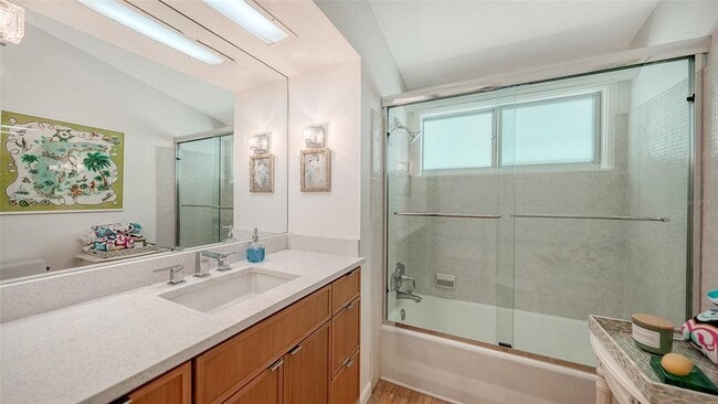 Building Photo - 4830 Higel Ave