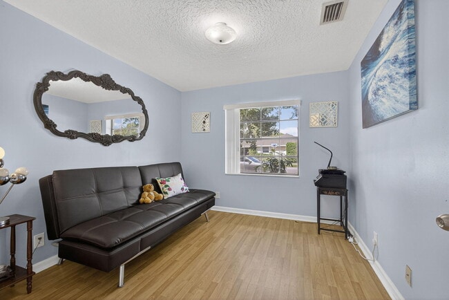 Building Photo - 798 Blueberry Dr