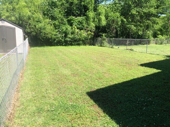 Building Photo - 3617EL