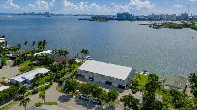 Building Photo - 8041 NE Bayshore Ct
