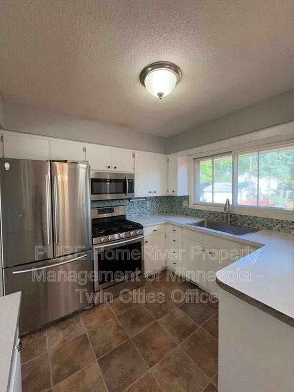 Building Photo - 5112 Millpond Pl