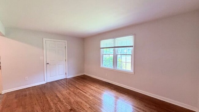 Building Photo - Venetian Hills Hidden Gem! 3 Bed - 2 Bath Near Fort McPherson, Available NOW!