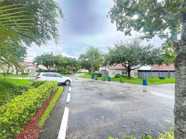 Building Photo - 1462 Springside Dr