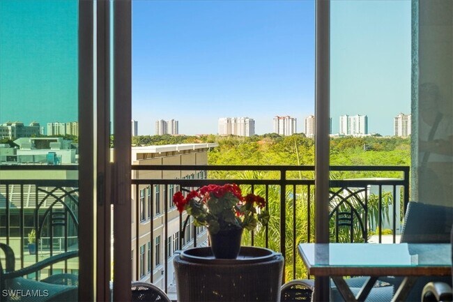 Building Photo - 9115 Strada Pl