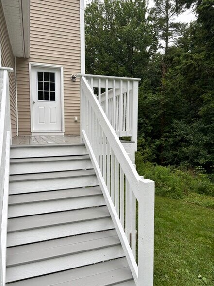 Building Photo - 1269 Turnpike Rd