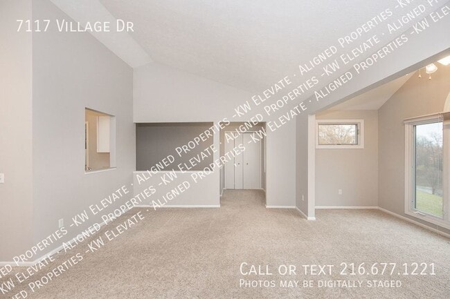 Building Photo - 7117 Village Dr