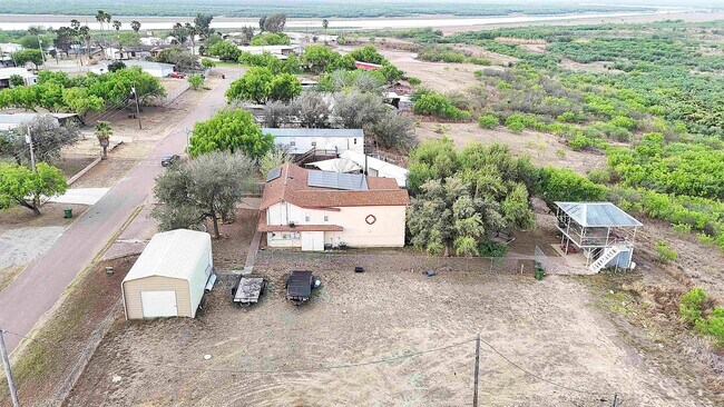 Building Photo - 130 N Jab