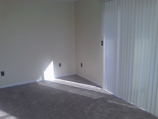 Building Photo - 1805 King College Rd
