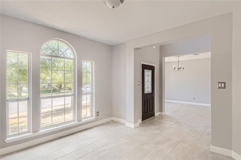 Building Photo - 1420 Quicksilver Cir