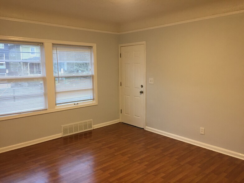 Primary Photo - 1504 North Jarrett Street