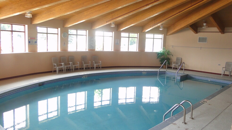 Building Photo - 301 Harbour Town Dr