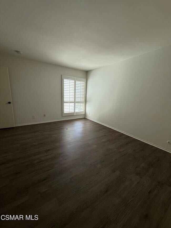 Building Photo - 4618 Park Granada