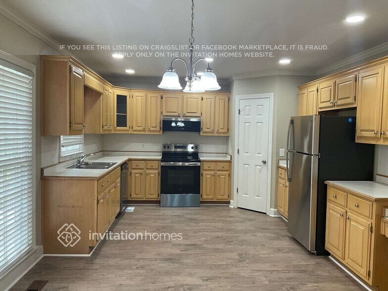 Building Photo - 767 Stephenson Ridge