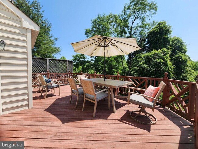 Building Photo - 13561 Flowerfield Dr