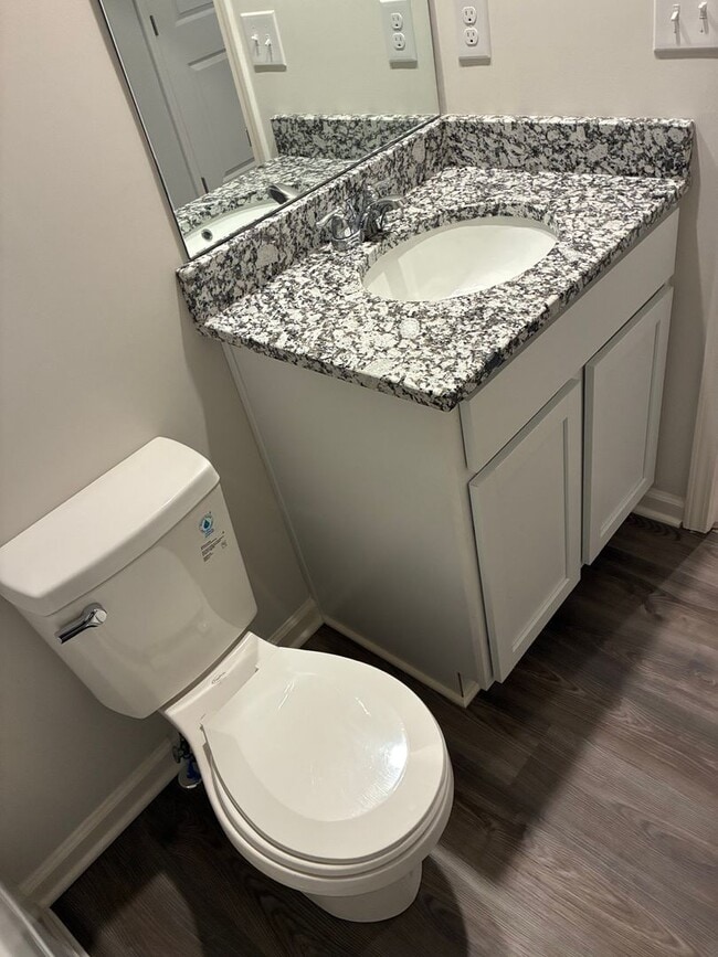 Building Photo - 105 S Osprey Ct