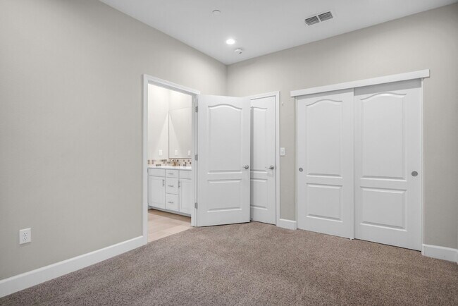 Building Photo - Available now | 3 bedroom + office | 3 full bath | Solar