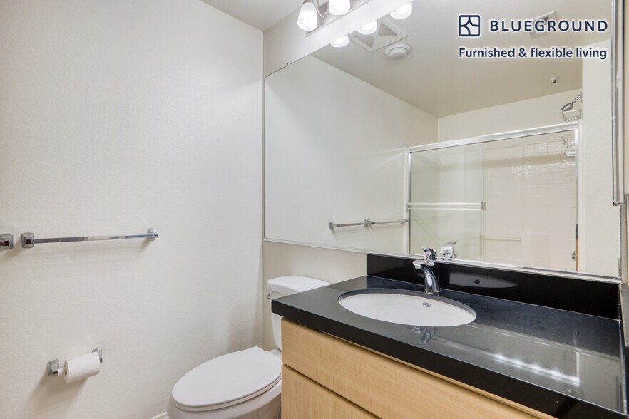 Building Photo - 8500 Pershing Dr