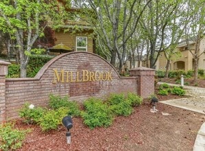 Building Photo - 542 Mill River Ln