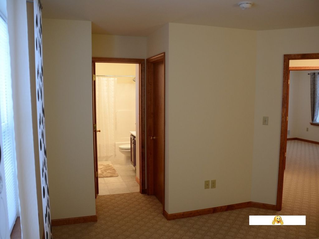 Building Photo - 51 Mohawk Trl