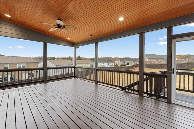 Building Photo - 1586 Garden View Dr