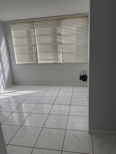 Bedroom - 1750 NE 191st St