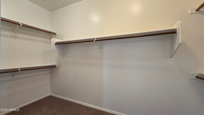 Building Photo - 6091 S 257th Dr