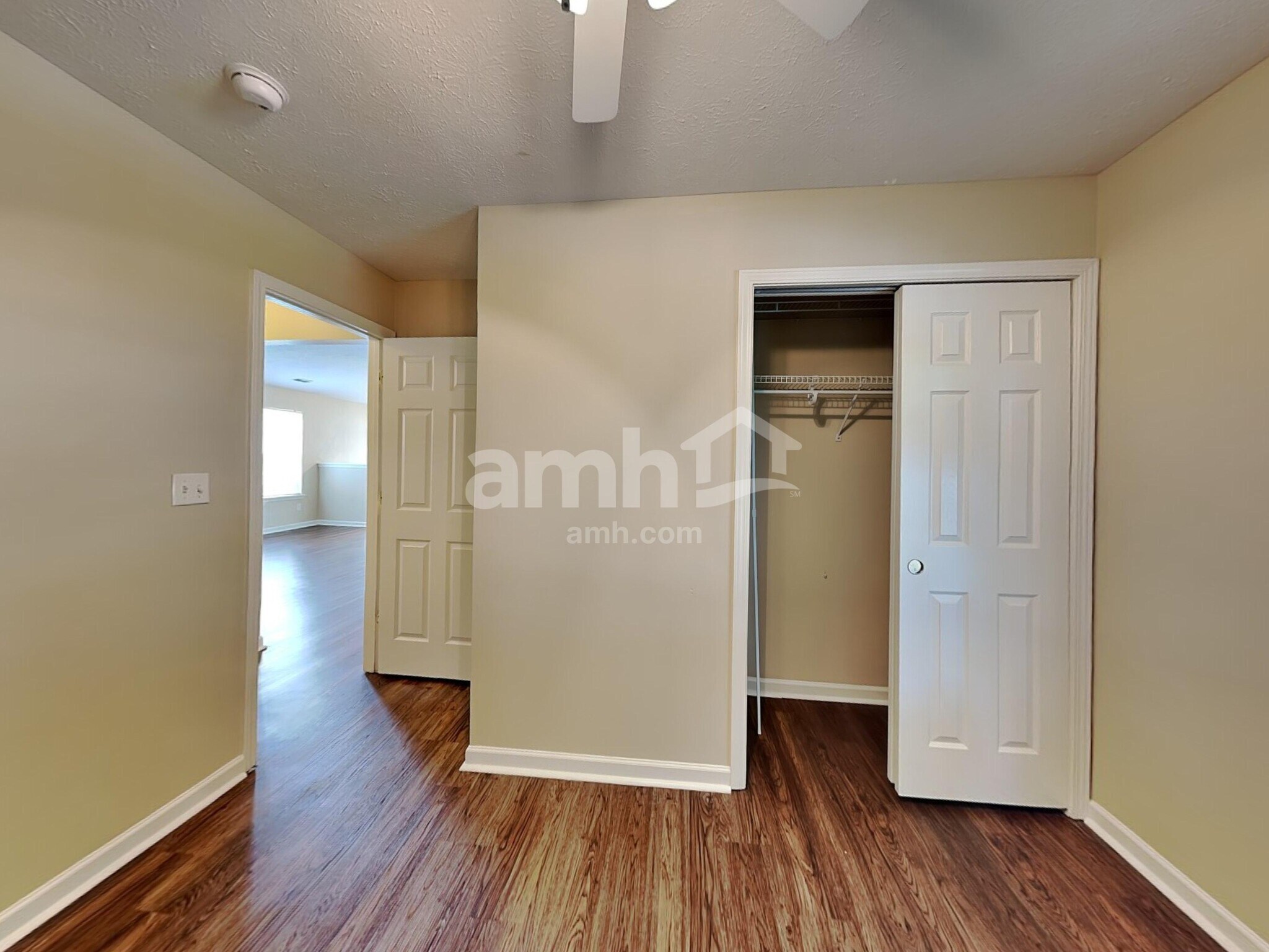 Building Photo - 6305 Blakeview Dr