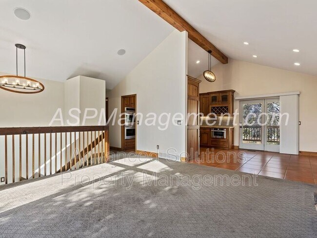 Building Photo - 10094 Faunsdale Dr