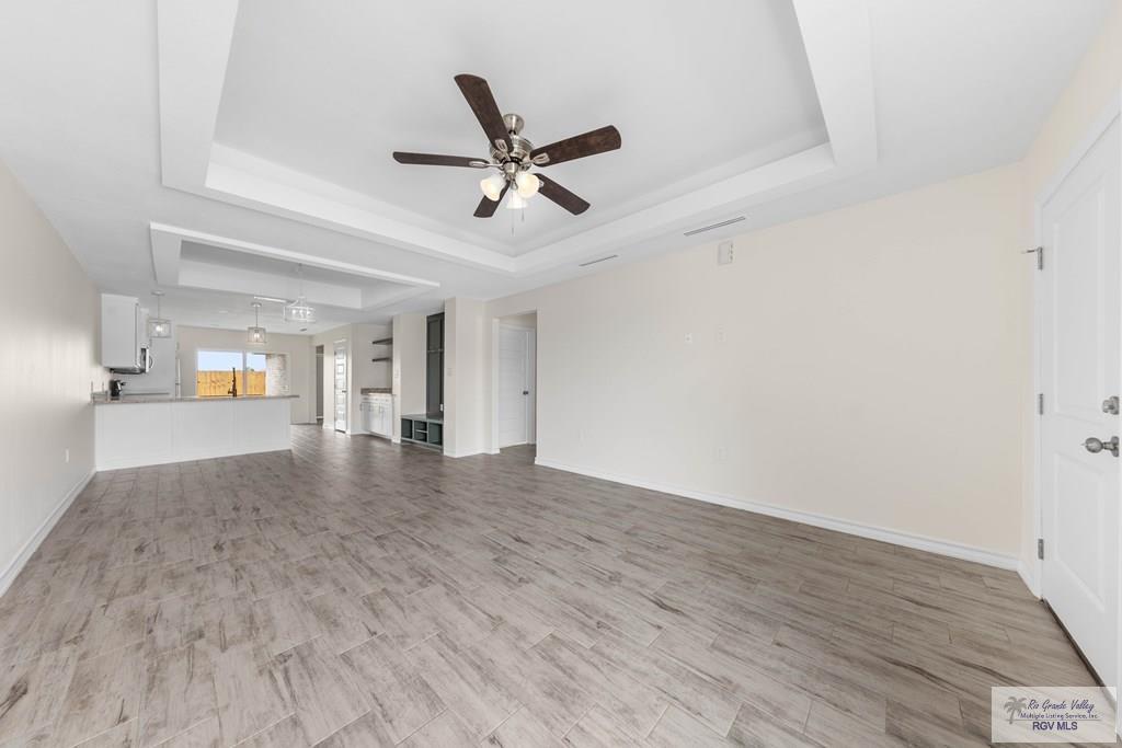 Building Photo - 690 Seminole Ln